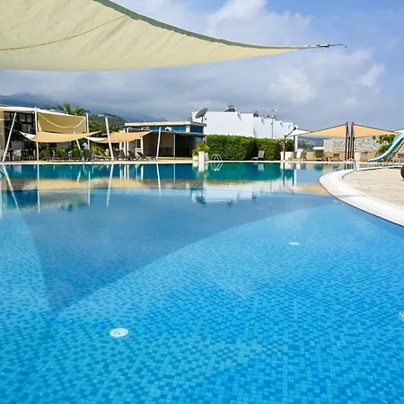 Palm Bay Esentepe With Sea View Kalogrea