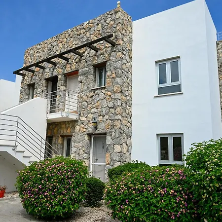 Palm Bay Esentepe With Sea View Kalogrea