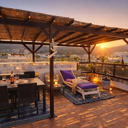 Palm Bay Esentepe With Sea View شقة *